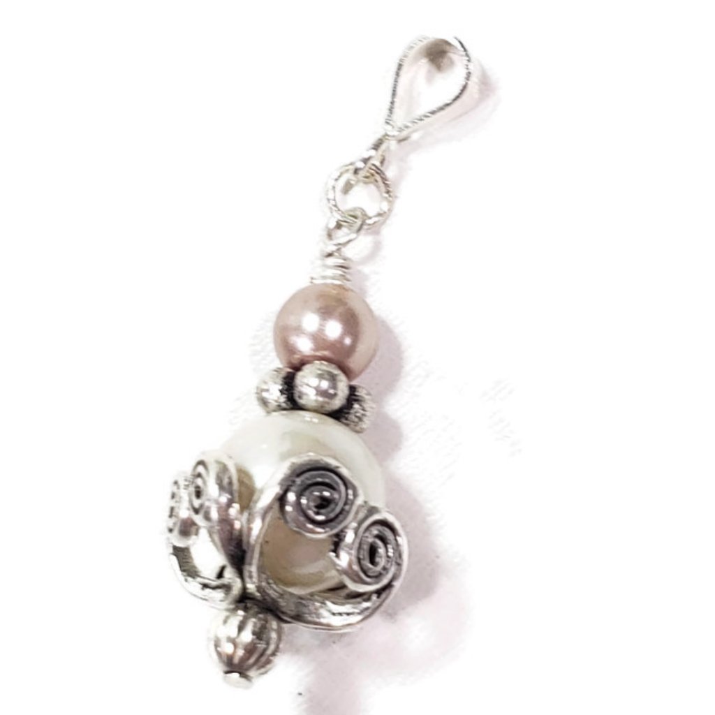 White And Rose Pearl Dangle Pendant